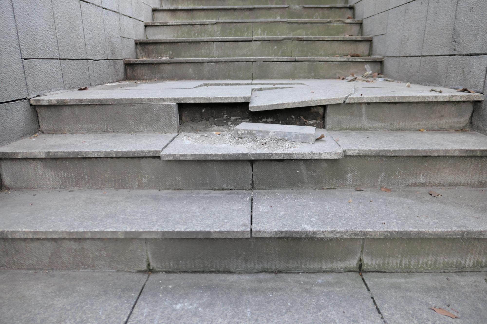 Cracked and broken concrete stairs creating a dangerous premises hazard in Roseville, California