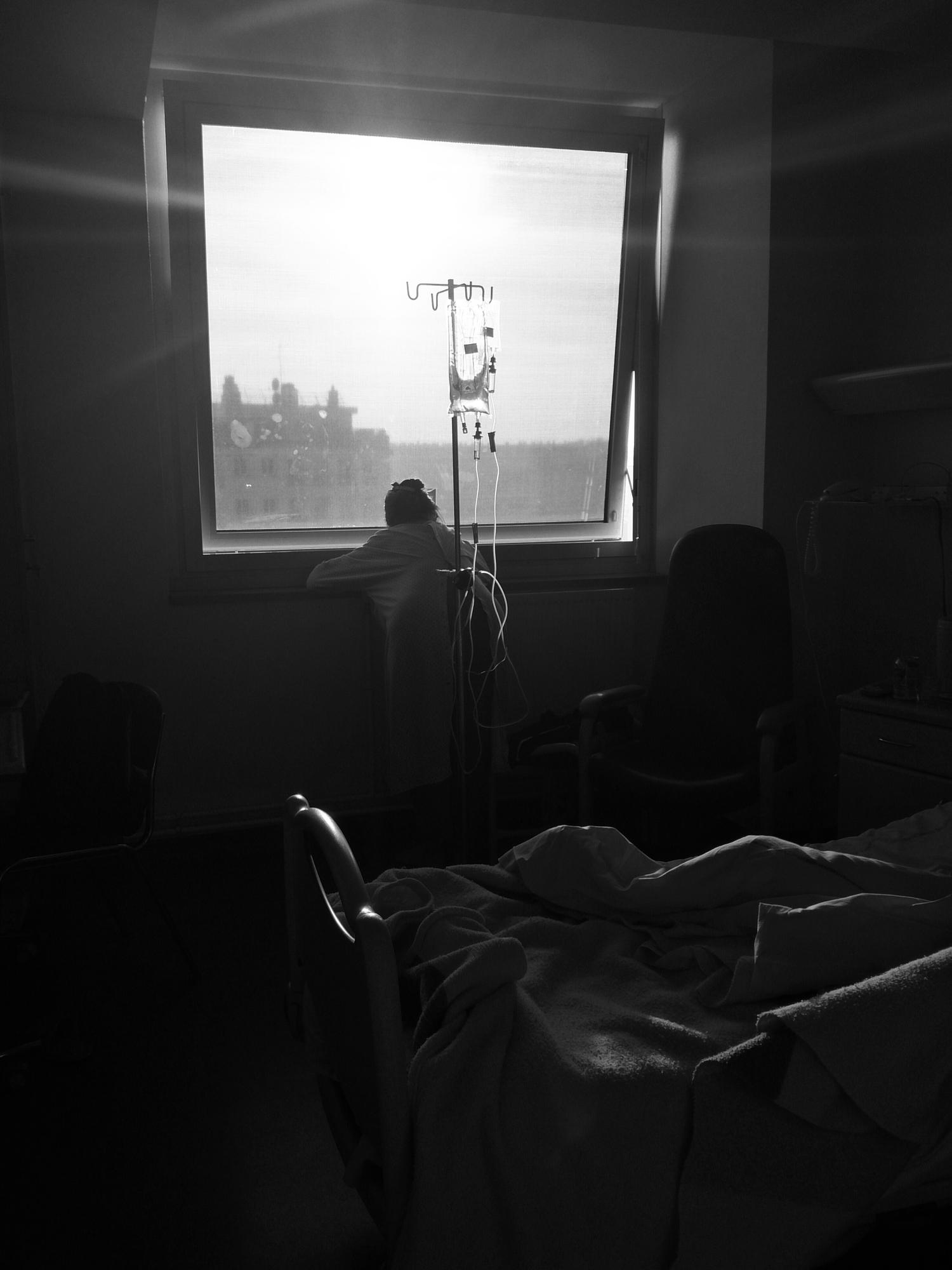 Somber cinematic hospital scene — Roseville TBI lawyers